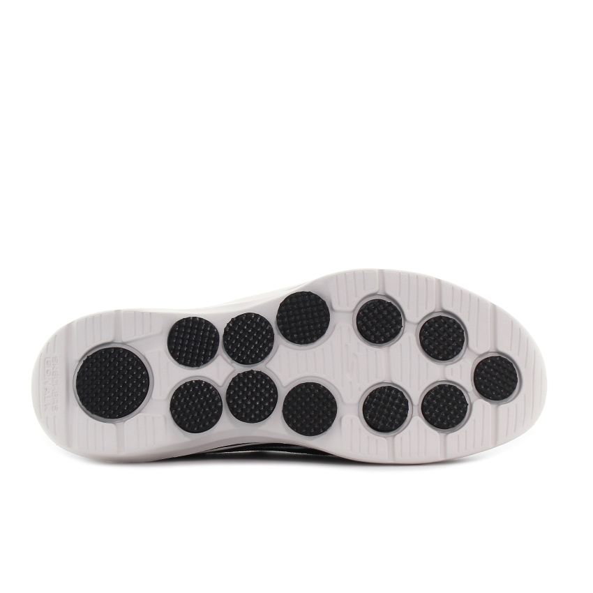 Skechers Slip-Ins - GO Walk 7 - Mia fekete női bebújós cipő