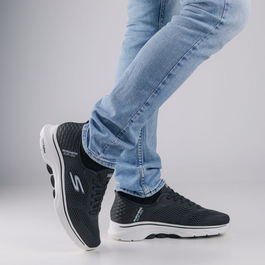 Skechers Slip-Ins - GO Walk 7 - Free Hand 2 fekete férfi bebújós cipő